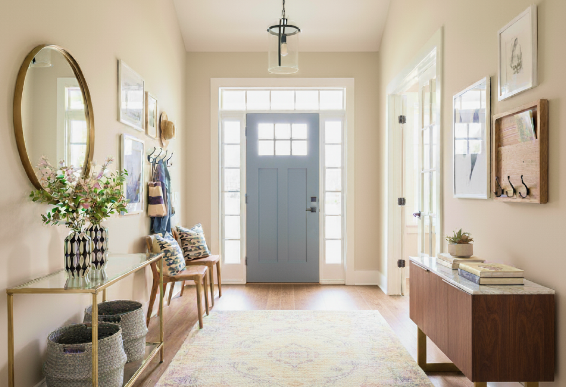 Entryway organized