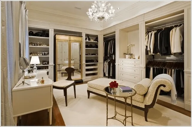 Closet sitting area comp